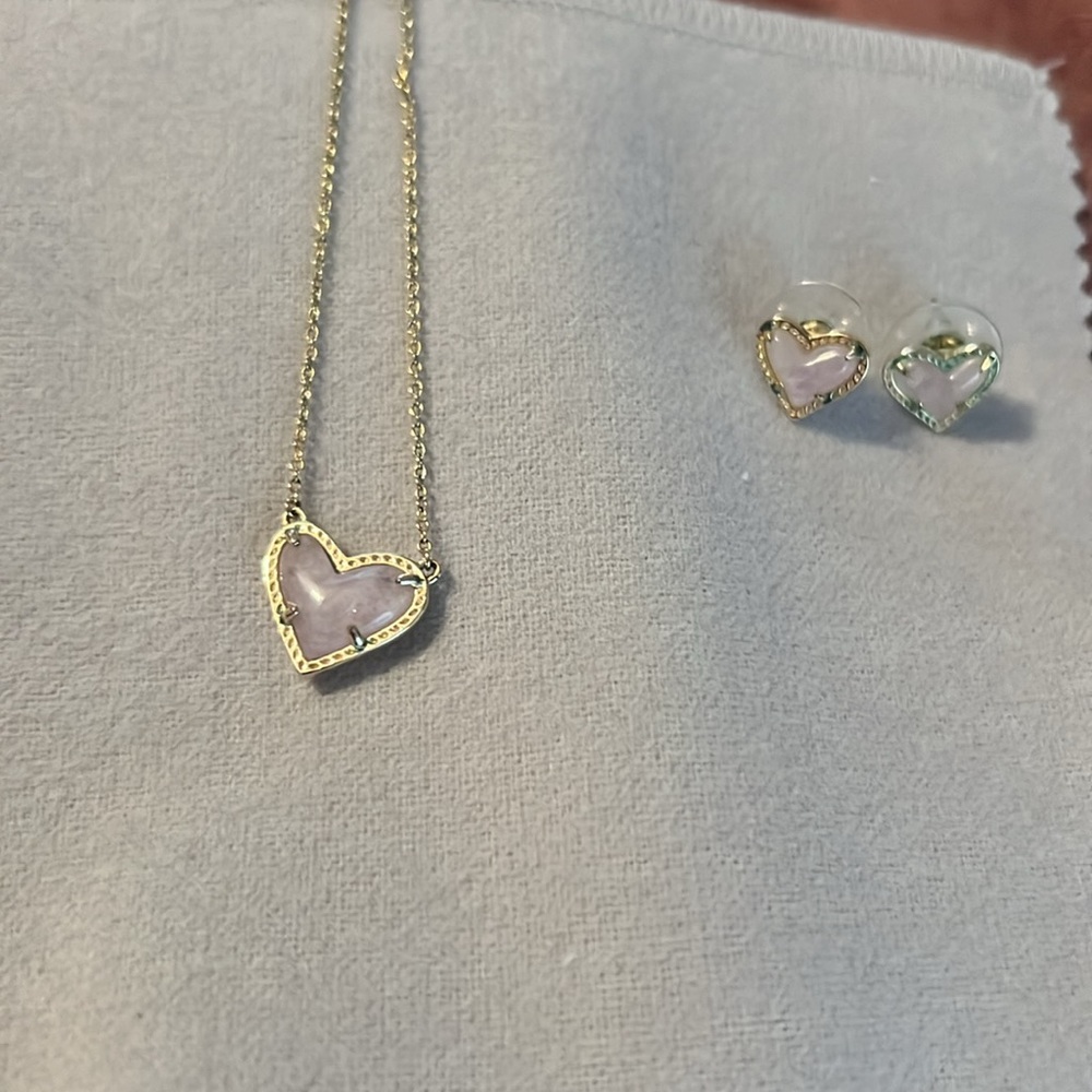 Kendra Scott matching heart set. Necklace and earrings